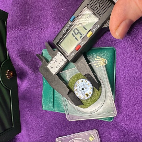 Rolex dial fabulous mother of pearl with factory diamonds - Picture 4 of 4